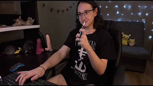 zackstivens online show from January 2025 10:26:01 PM