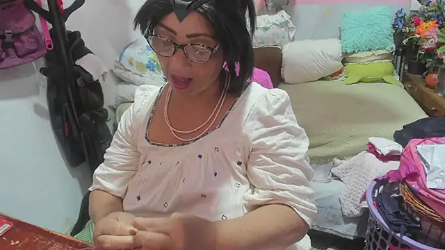 Mrs mommy  online show from April 2026 04:37:01 PM