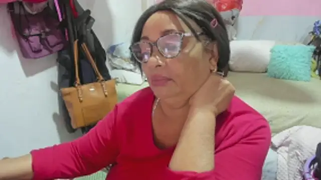 Mrs mommy  online show from April 2026 02:27:02 AM