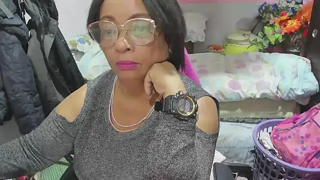 Mrs mommy  online show from May 2026 11:46:02 PM