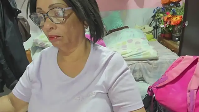Mrs mommy  online show from June 2026 10:12:02 PM
