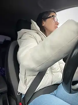 HotXMom online show from October 2025 05:50:02 AM