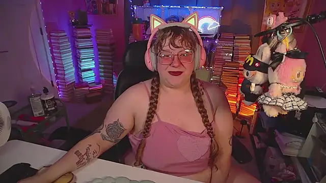 FatVeronica online show from August 2026 07:27:02 PM
