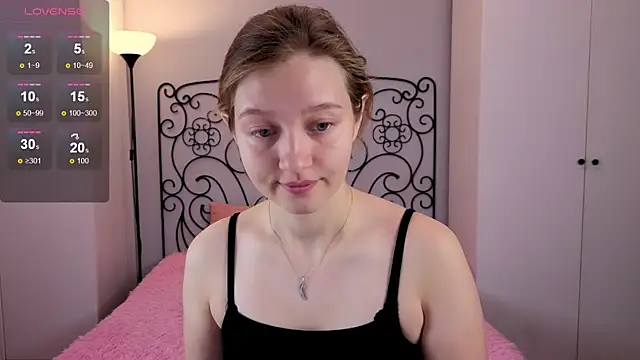 Ksuhesa online show from November 2025 02:11:02 AM