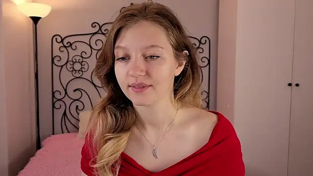 Ksuhesa online show from December 2025 01:11:01 AM