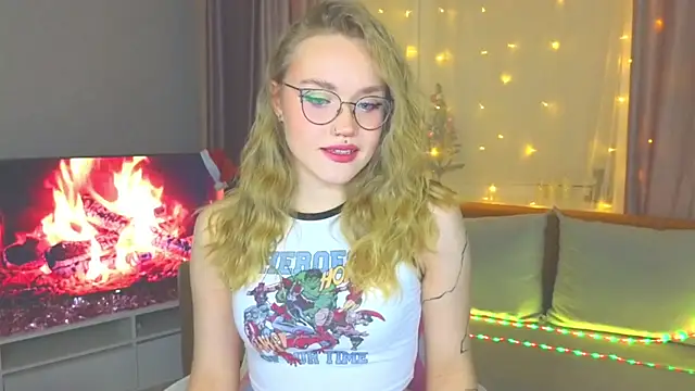 Aurora Golden1 online show from January 2025 04:34:01 PM