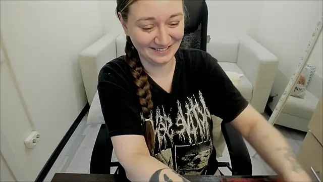 AlisaBacker online show from March 2025 12:00:02 AM