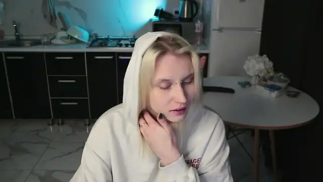 MertyXX online show from February 2026 10:11:02 PM