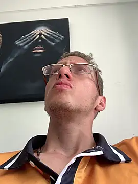 Snapshot of SOYMRX chatting on January 2025 06:03:02 PM SOYMRX online show from January 2025 06:03:02 PM