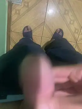 Snapshot of SOYMRX chatting on February 2025 06:07:01 AM SOYMRX online show from February 2025 06:07:01 AM