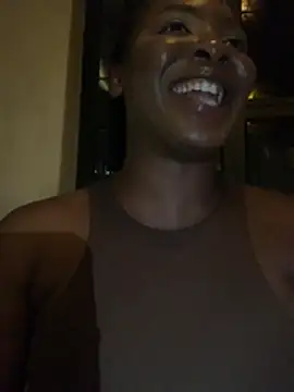 Snapshot of Ass-Queen chatting on February 2026 05:28:01 PM Ass-Queen online show from February 2026 05:28:01 PM