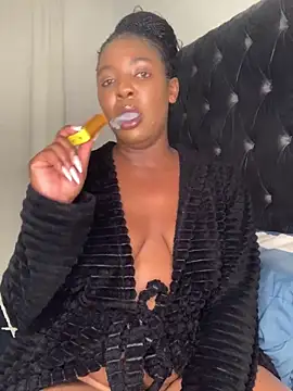 Snapshot of Ass-Queen chatting on February 2026 06:34:02 PM Ass-Queen online show from February 2026 06:34:02 PM