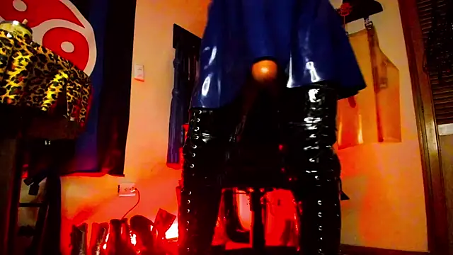 DominatrixBlue online show from February 2025 06:34:02 PM