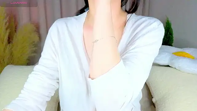 Snapshot of Embez-Damdang chatting on November 2025 04:15:02 AM Embez-Damdang online show from November 2025 04:15:02 AM