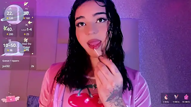 Summer walkerr online show from February 2025 12:37:02 PM