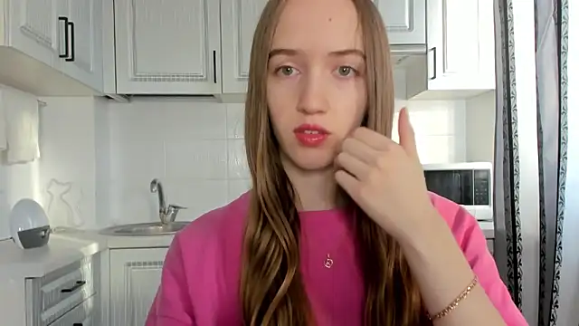 leslie my lovee online show from November 2025 08:03:01 AM