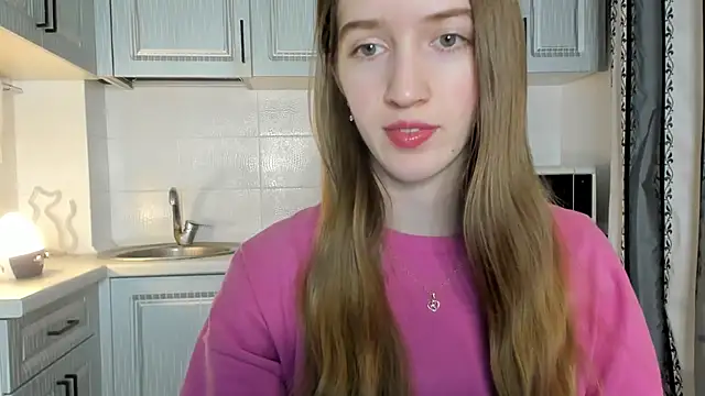 leslie my lovee online show from December 2025 04:24:02 PM