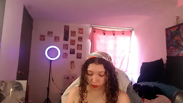 AllyDonfort online show from June 2026 08:47:01 PM