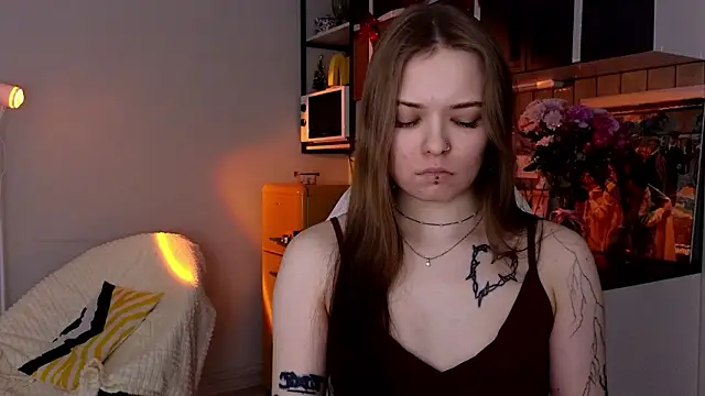 Snapshot of doll_lol_ chatting on March 2026 05:40:01 PM doll lol online show from March 2026 05:40:01 PM