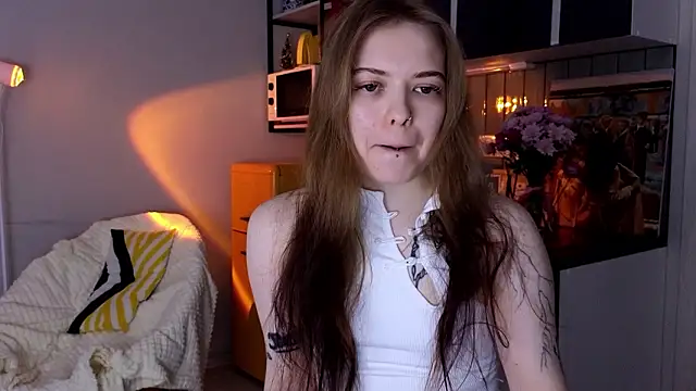 Snapshot of doll_lol_ chatting on March 2026 05:30:01 PM doll lol online show from March 2026 05:30:01 PM