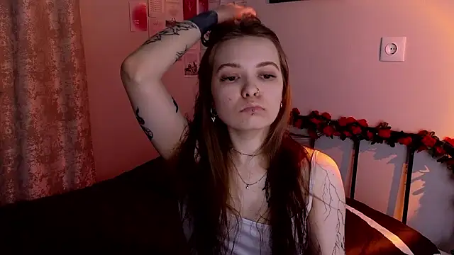 Snapshot of doll_lol_ chatting on March 2026 05:24:01 PM doll lol online show from March 2026 05:24:01 PM