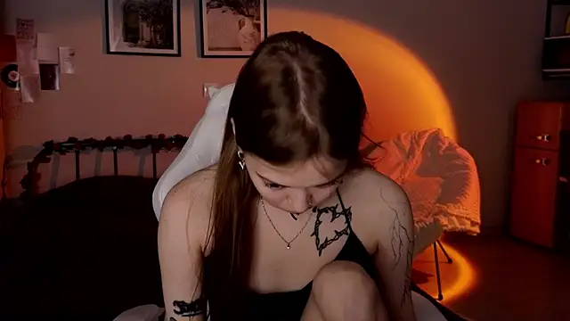Snapshot of doll_lol_ chatting on May 2026 09:45:02 PM doll lol online show from May 2026 09:45:02 PM