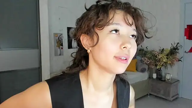 AgnieszkaBanana online show from March 2025 04:21:02 AM