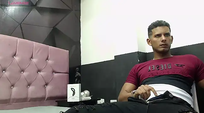 Chris Dick23 online show from December 2024 06:23:01 AM