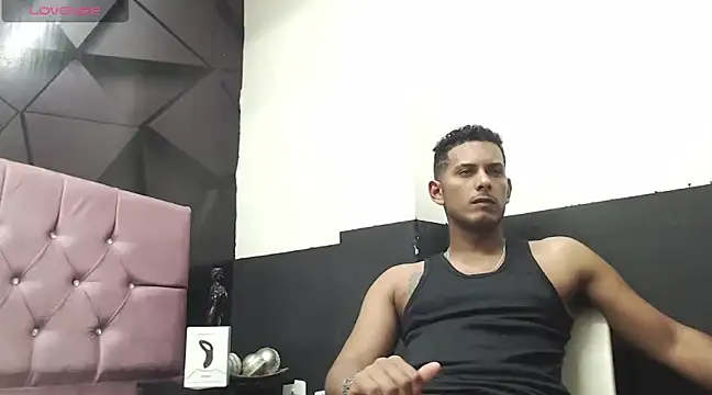 Chris Dick23 online show from December 2024 05:12:01 AM