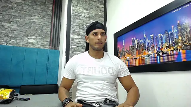 Snapshot of Chris_Dick23 chatting on March 2026 04:42:02 AM Chris Dick23 online show from March 2026 04:42:02 AM