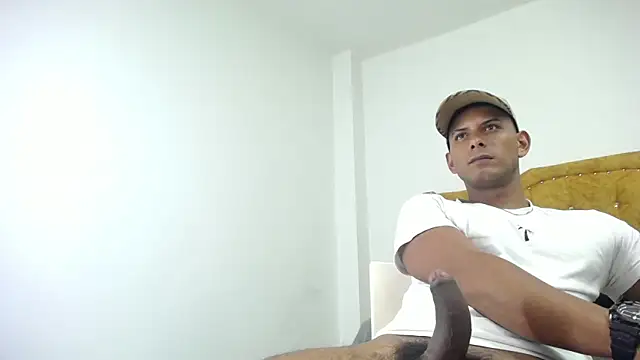 Snapshot of Chris_Dick23 chatting on April 2026 04:40:01 AM Chris Dick23 online show from April 2026 04:40:01 AM