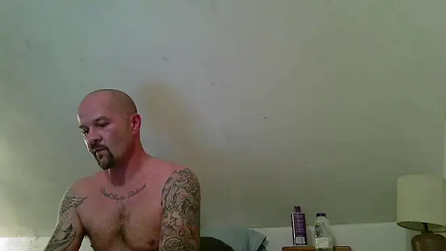 Snapshot of Kinkster615 chatting on March 2025 07:24:01 AM Kinkster615 online show from March 2025 07:24:01 AM