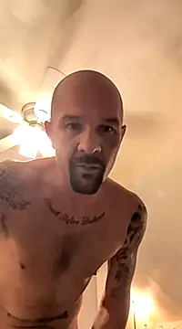 Snapshot of Kinkster615 chatting on March 2025 03:13:02 AM Kinkster615 online show from March 2025 03:13:02 AM