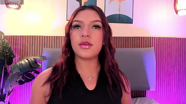 NicolleeEvanss online show from May 2026 10:55:01 AM