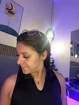 NicolleeEvanss online show from July 2026 10:53:01 AM