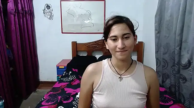 LadyMilk003 online show from December 2024 06:46:02 PM