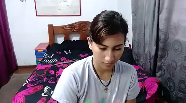 LadyMilk003 online show from December 2024 03:26:01 PM