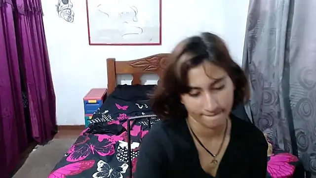 LadyMilk003 online show from January 2025 03:33:01 PM