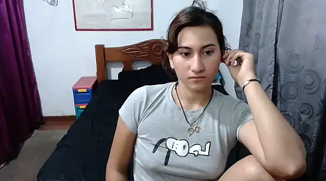 LadyMilk003 online show from January 2025 06:41:02 PM