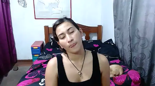 LadyMilk003 online show from January 2025 03:48:01 PM