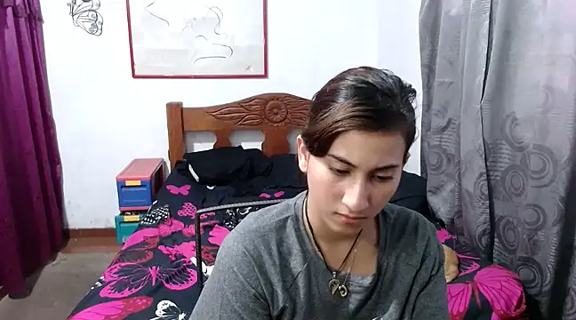 LadyMilk003 online show from January 2025 04:19:01 PM