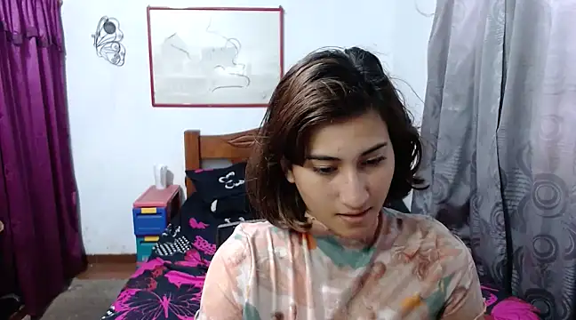 LadyMilk003 online show from January 2025 03:18:02 PM