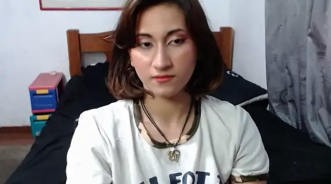 LadyMilk003 online show from February 2025 03:38:01 PM