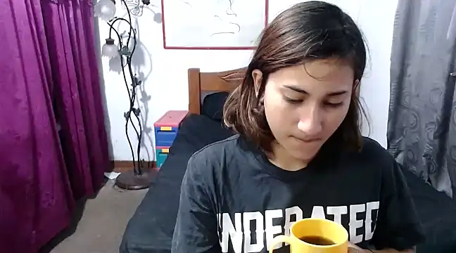 LadyMilk003 online show from March 2025 12:09:01 PM