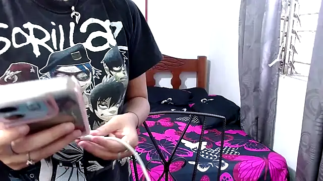 LadyMilk003 online show from September 2025 08:45:01 PM