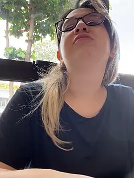 amooraaamoon online show from September 2025 12:39:01 PM