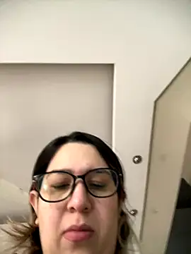 amooraaamoon online show from October 2025 12:34:02 PM