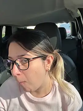 amooraaamoon online show from November 2025 12:13:01 PM