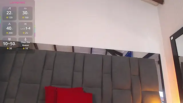 SELENA BIGBOOBS online show from October 2025 03:35:02 PM