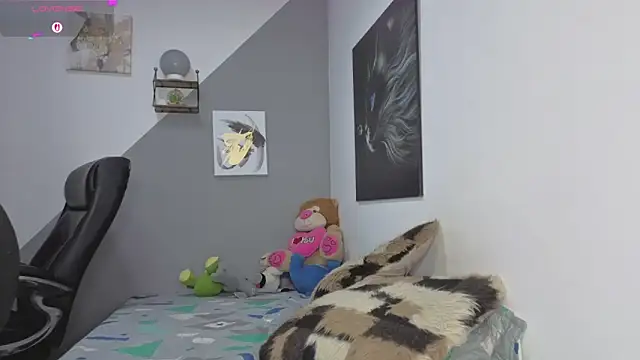 Snapshot of charlotte_002 chatting on October 2025 02:56:01 AM charlotte 002 online show from October 2025 02:56:01 AM